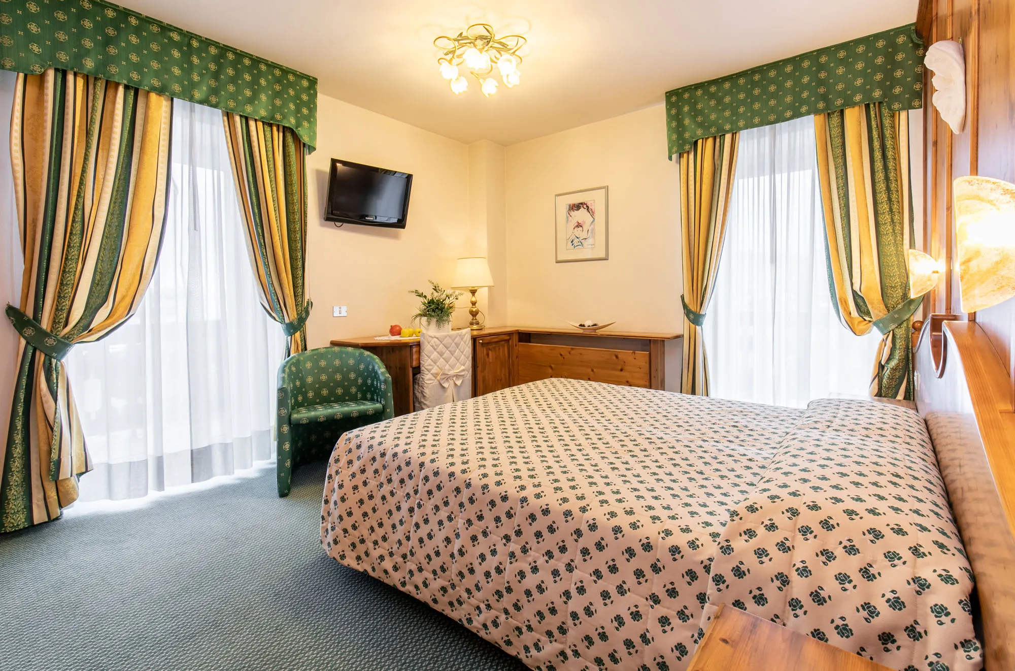 Camera comfort room Hotel des Alpes San martino di castrozza