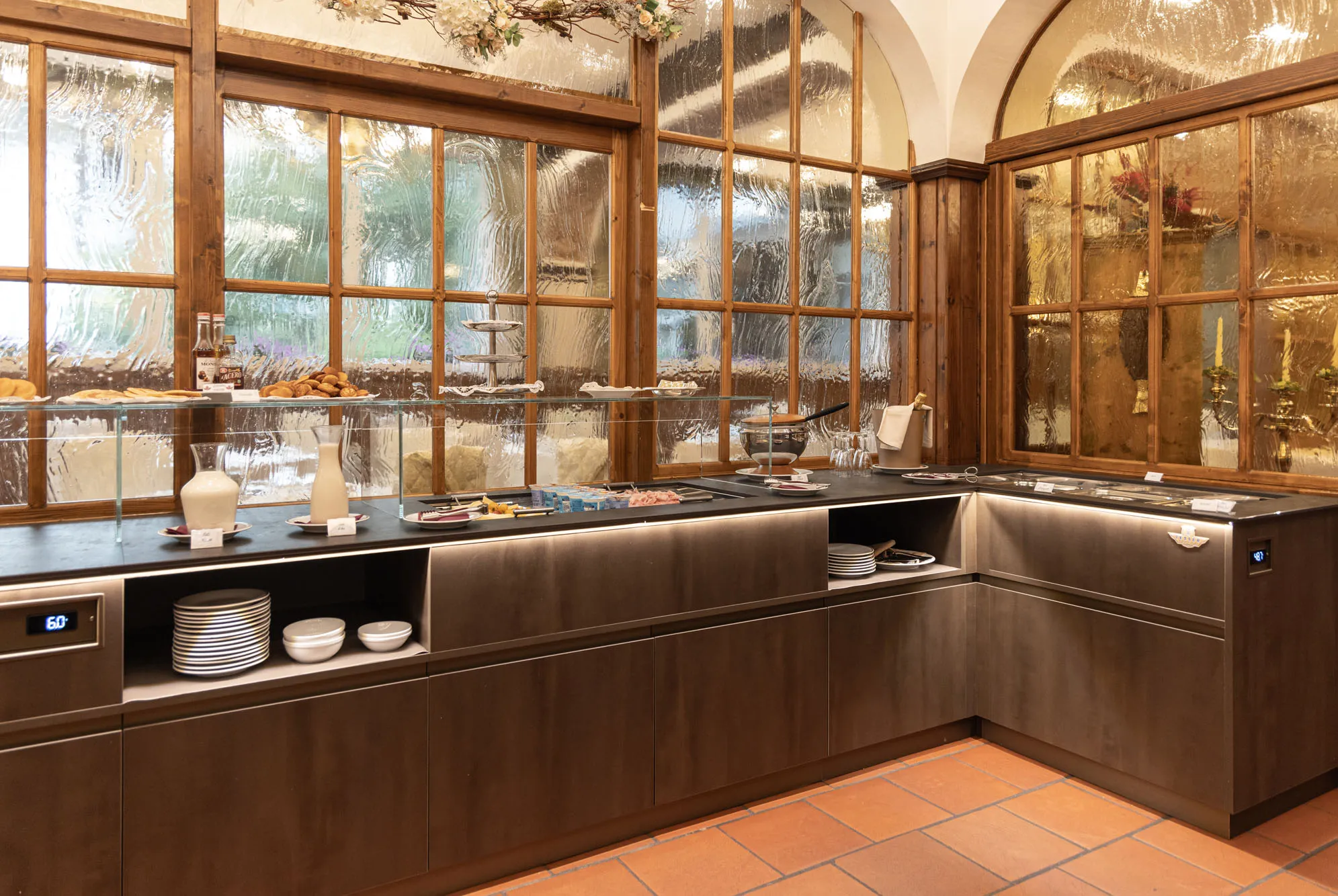 Area colazione a buffet Hotel Des Alpes San Martino di Castrozza