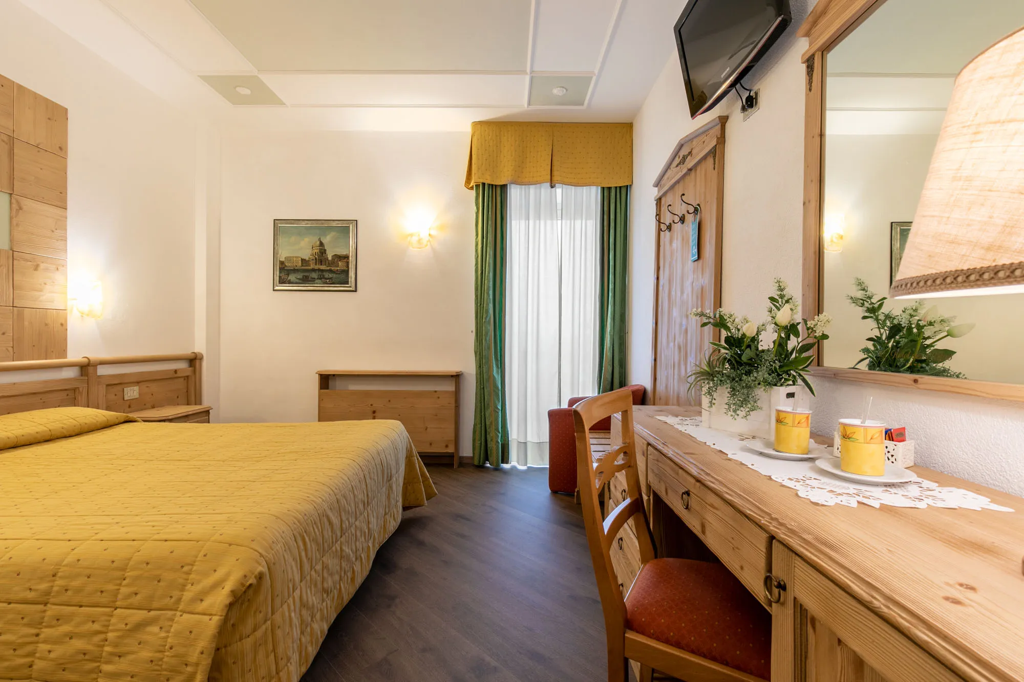 Camera Comfort Room per coppie, Grand Hotel des Alpes in centro a San Martino di Castrozza