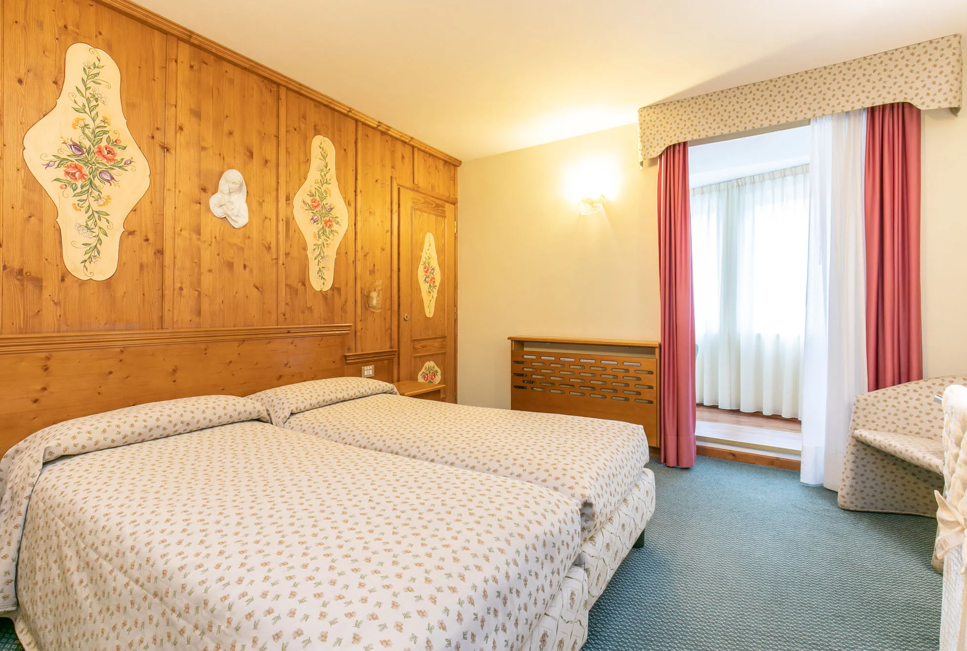 Camera Comfort Room per coppie, Grand Hotel des Alpes in centro a San Martino di Castrozza