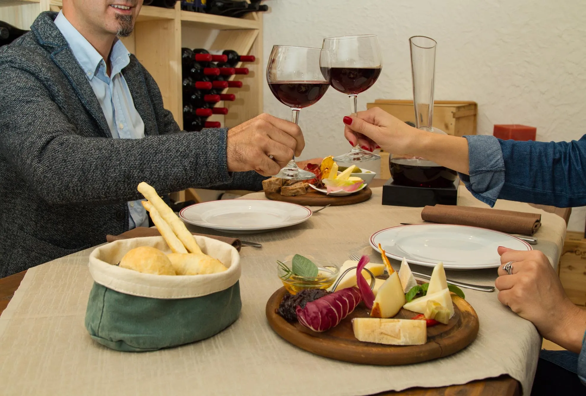 Degustazione di vini e prodotti tipici del Trentino
