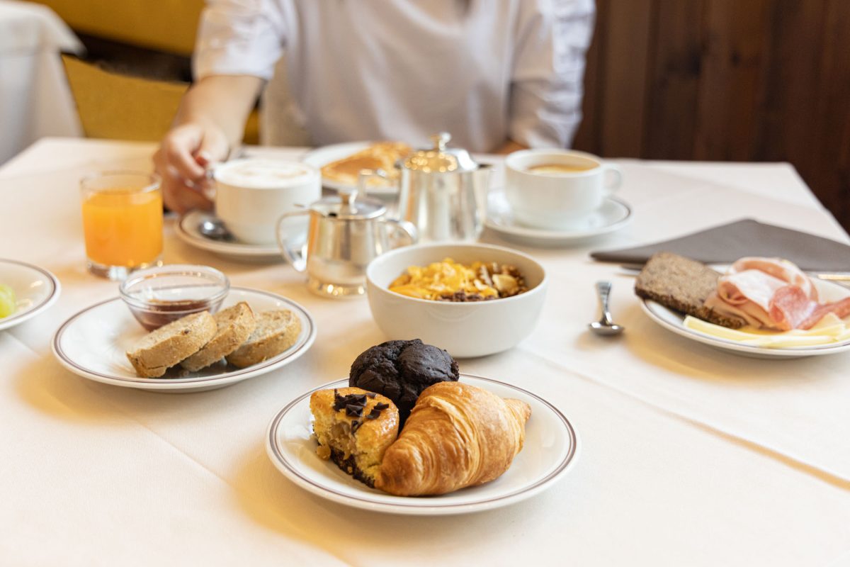 Breakfast buffet at the Grand Hotel des Alpes, 4-star hotel in the centre of San Martino di Castrozza with pool and spa